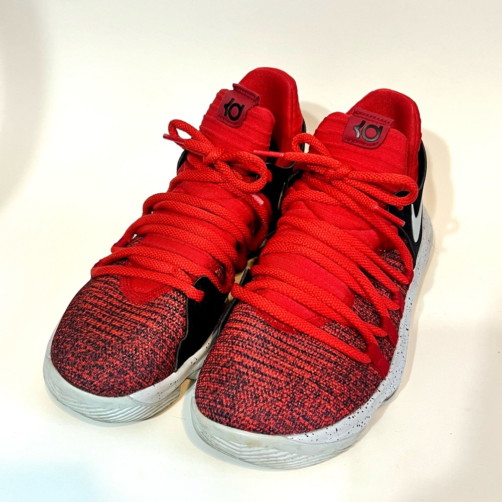 Nike KD 10 ‘University Red’